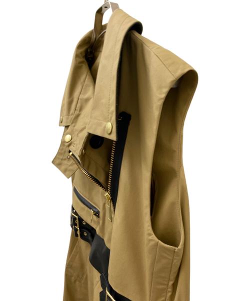 sacai（サカイ）sacai (サカイ) ノースリーブライダーストレンチコート ベージュ サイズ:1の古着・服飾アイテム