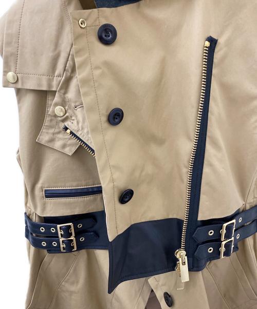 sacai（サカイ）sacai (サカイ) ノースリーブライダーストレンチコート ベージュ サイズ:1の古着・服飾アイテム