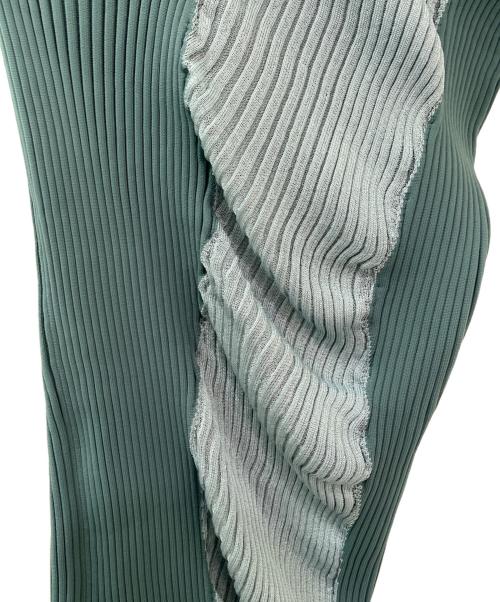 ISSEY MIYAKE（イッセイミヤケ）ISSEY MIYAKE (イッセイミヤケ) リブニットアシンメトリースカート グリーン サイズ:2の古着・服飾アイテム
