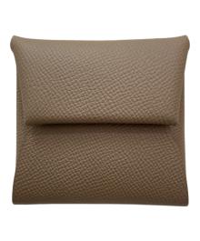 HERMES（エルメス）の古着「コインケース」｜エトゥープ