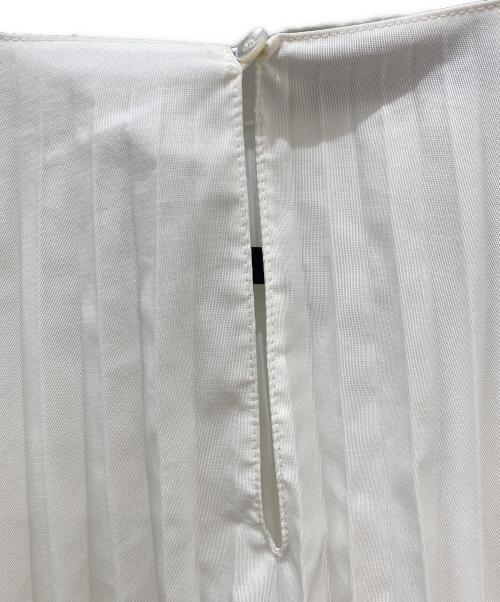 VALENTINO（ヴァレンティノ）VALENTINO (ヴァレンティノ) ベルスリーブプリーツブラウス ホワイト サイズ:38の古着・服飾アイテム