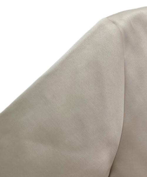 By Malene Birger（バイマレーネビルガー）By Malene Birger (バイマレーネビルガー) HANIAトップス ゴールド サイズ:34の古着・服飾アイテム