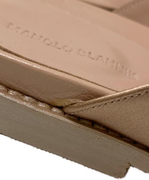 Manolo Blahnik（マノロ ブラニク）Manolo Blahnik (マノロ ブラニク) ストラスハンギサテンサンダル ピンク サイズ:35の古着・服飾アイテム