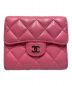 CHANEL（シャネル）の古着「ココマークマトラッセスモールフラップウォレット」｜ピンク