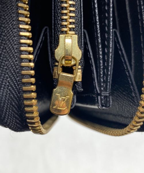 LOUIS VUITTON（ルイ ヴィトン）LOUIS VUITTON (ルイ ヴィトン) エピフラワージッピーウォレット ブラック サイズ:-の古着・服飾アイテム