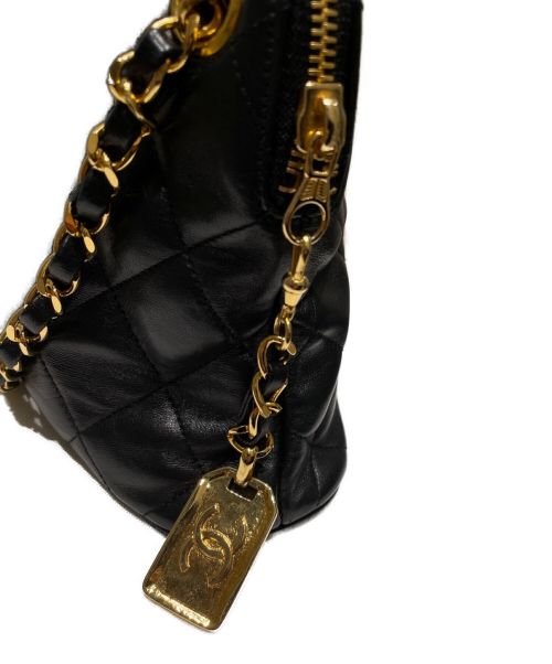 CHANEL（シャネル）CHANEL (シャネル) マトラッセチェーンショルダーバッグ ブラック サイズ:-の古着・服飾アイテム