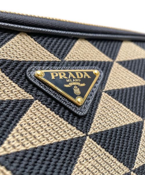 PRADA（プラダ）PRADA (プラダ) ブリックエンブロイダリーファブリックショルダーバッグ ベージュ 未使用品の古着・服飾アイテム