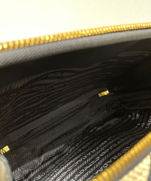 PRADA（プラダ）PRADA (プラダ) ブリックエンブロイダリーファブリックショルダーバッグ ベージュ 未使用品の古着・服飾アイテム