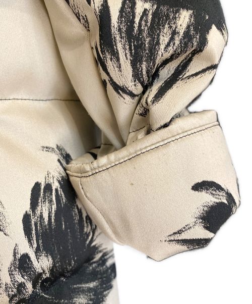 HERNO（ヘルノ）HERNO (ヘルノ) LAMINAR A-SHAPE(ラミナーエーシェイプ） ダウンジャケット ホワイト×ブラック サイズ:42の古着・服飾アイテム