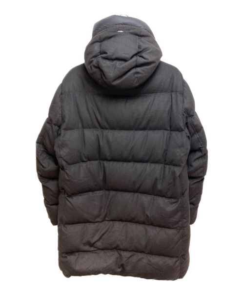 HERNO（ヘルノ）HERNO (ヘルノ) ウォーターレペレントシルクカシミアサキソニーダウンフーディーコート チャコールグレー サイズ:56の古着・服飾アイテム