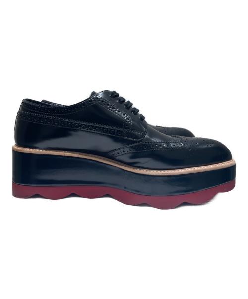 PRADA（プラダ）PRADA (プラダ) ウィングチッププラットフォームレザーシューズ ブラック×レッド サイズ:39 1/2の古着・服飾アイテム