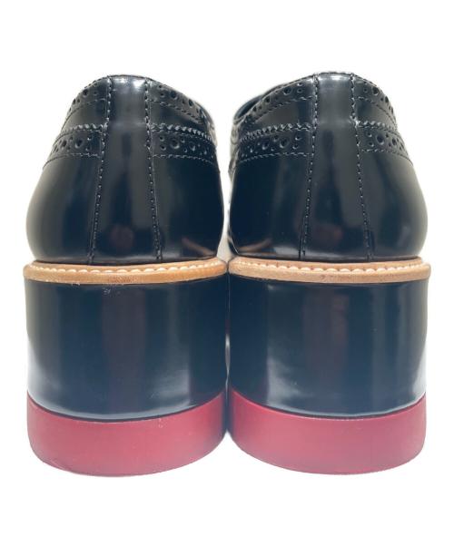 PRADA（プラダ）PRADA (プラダ) ウィングチッププラットフォームレザーシューズ ブラック×レッド サイズ:39 1/2の古着・服飾アイテム