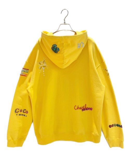 CHANEL（シャネル）CHANEL (シャネル) Pharrell Williams (ファレルウィリアムス) ビジュー プルオーバーフーディ イエロー サイズ:Lの古着・服飾アイテム