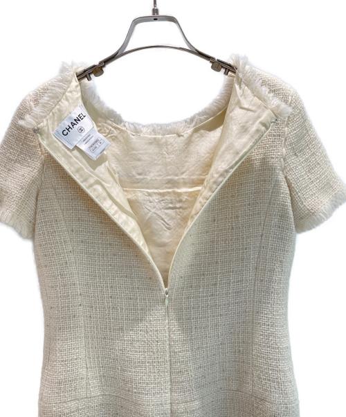 CHANEL（シャネル）CHANEL (シャネル) フリンジ半袖ツイードワンピース ホワイト サイズ:34の古着・服飾アイテム