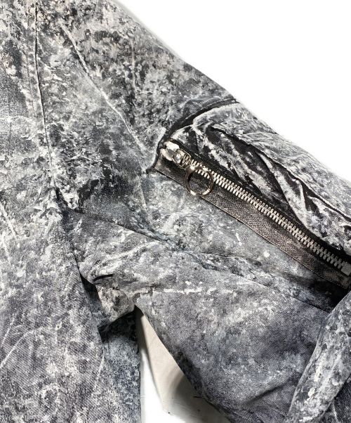 GUCCI（グッチ）GUCCI (グッチ) Trouble Andrew (トラブル アンドリュー) GUCCI GHOST MA-1 BOMBER JACKET ライトグレー サイズ:44の古着・服飾アイテム