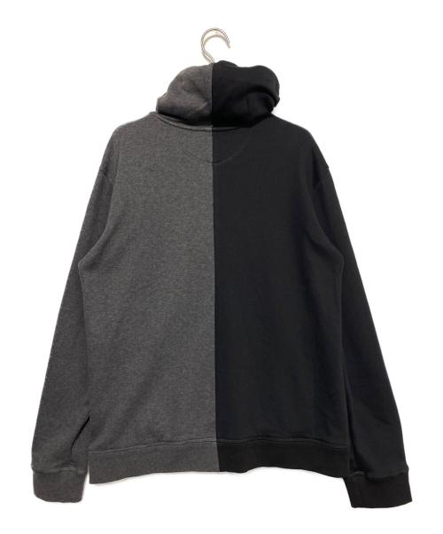 VALENTINO（ヴァレンティノ）VALENTINO (ヴァレンティノ) プリントジップパーカー ブラック×グレー サイズ:Mの古着・服飾アイテム