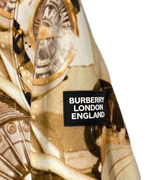 BURBERRY（バーバリー）BURBERRY (バーバリー) プリントパーカー ブラウン サイズ:Sの古着・服飾アイテム