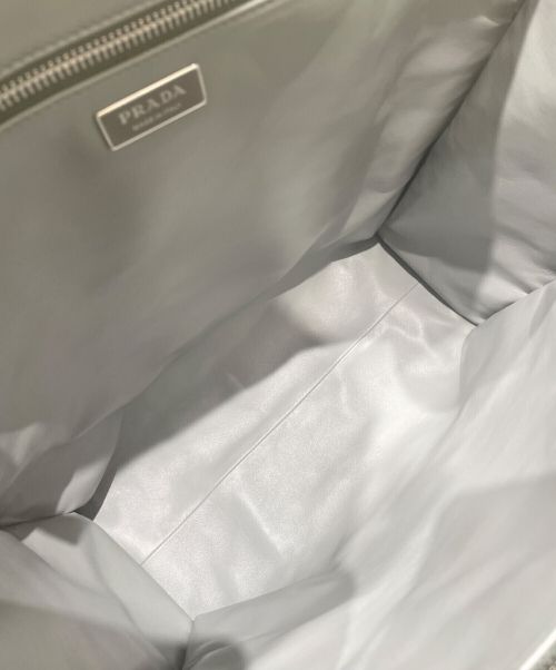 PRADA（プラダ）PRADA (プラダ) ナッパアンティークスモールトート グレー サイズ:-の古着・服飾アイテム