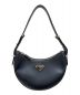 PRADA（プラダ）の古着「ムーンレザーショルダーバッグ」｜ブラック