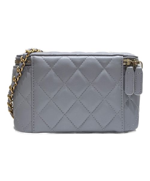 CHANEL（シャネル）CHANEL (シャネル) マトラッセバニティバッグ  ライトグレー サイズ:17の古着・服飾アイテム