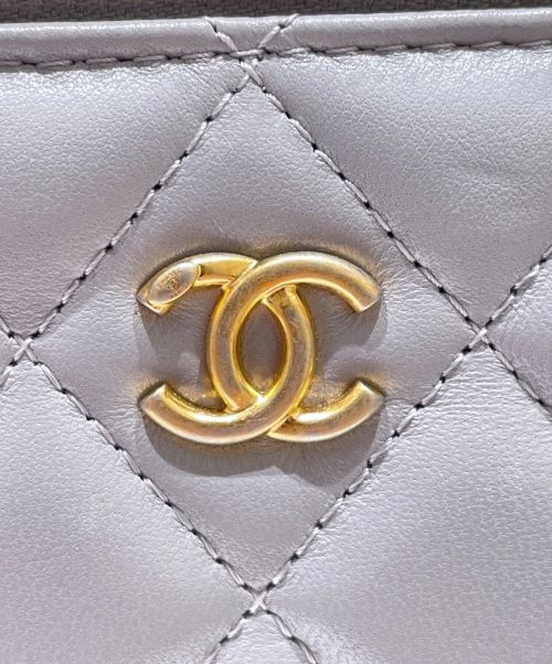 CHANEL（シャネル）CHANEL (シャネル) マトラッセバニティバッグ  ライトグレー サイズ:17の古着・服飾アイテム