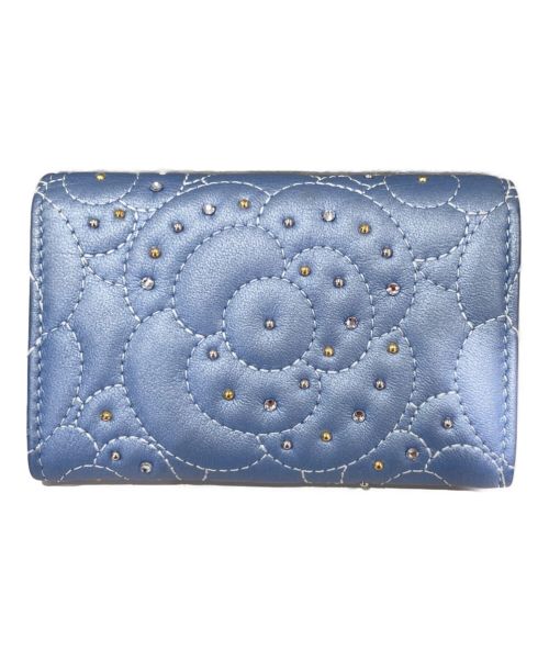 CHANEL（シャネル）CHANEL (シャネル) ライトストーンカメリアカードケース メタリックブルーの古着・服飾アイテム