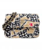 CHANELシャネル）の古着「チェッカーフラッグショルダーケース」｜ベージュ×ブラック