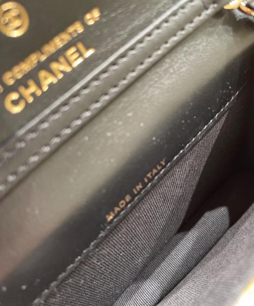 CHANEL（シャネル）CHANEL (シャネル) チェッカーフラッグショルダーケース ベージュ×ブラック サイズ:12の古着・服飾アイテム