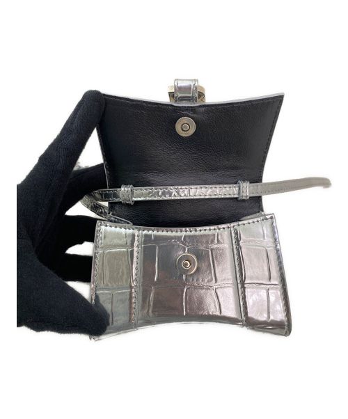 BALENCIAGA（バレンシアガ）BALENCIAGA (バレンシアガ) アワーグラスミニ シルバー サイズ:ミニの古着・服飾アイテム