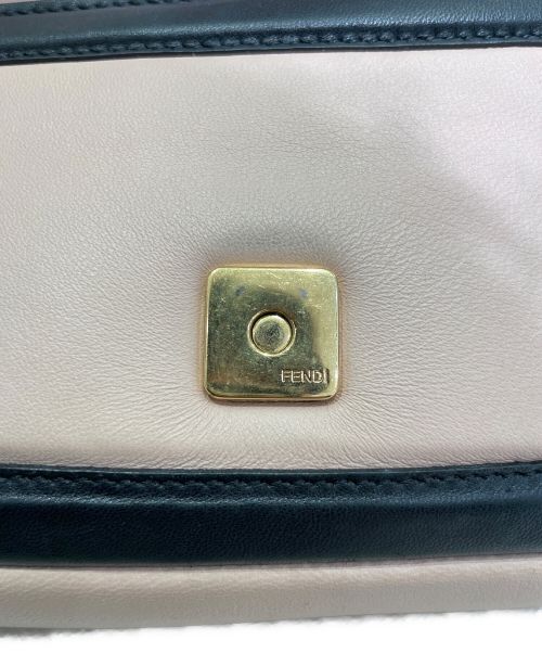 FENDI（フェンディ）FENDI (フェンディ) ミニバケットチェーンショルダーバッグ ピンクの古着・服飾アイテム