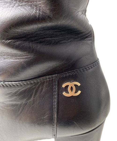 CHANEL（シャネル）CHANEL (シャネル) ココマークレザーロングブーツ ブラック サイズ:37.5の古着・服飾アイテム