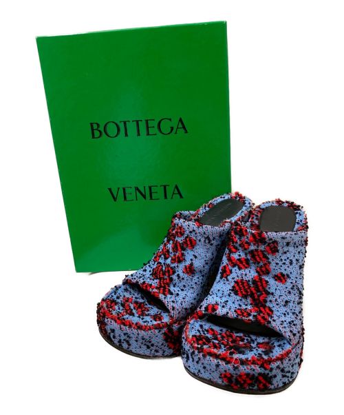 BOTTEGA VENETA（ボッテガベネタ）BOTTEGA VENETA (ボッテガベネタ) ブークレウェッジミュール ブルー×レッド サイズ:35の古着・服飾アイテム