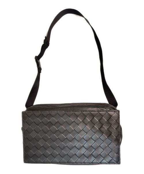 BOTTEGA VENETA（ボッテガベネタ）BOTTEGA VENETA (ボッテガベネタ) イントレチャートボディバッグ ブラックの古着・服飾アイテム