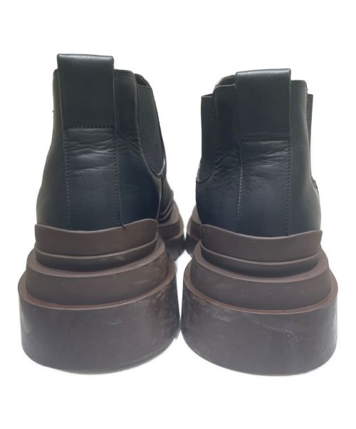 BOTTEGA VENETA（ボッテガベネタ）BOTTEGA VENETA (ボッテガベネタ) タイヤアンクルチェルシーブーツ ブラック×ブラウン サイズ:43の古着・服飾アイテム