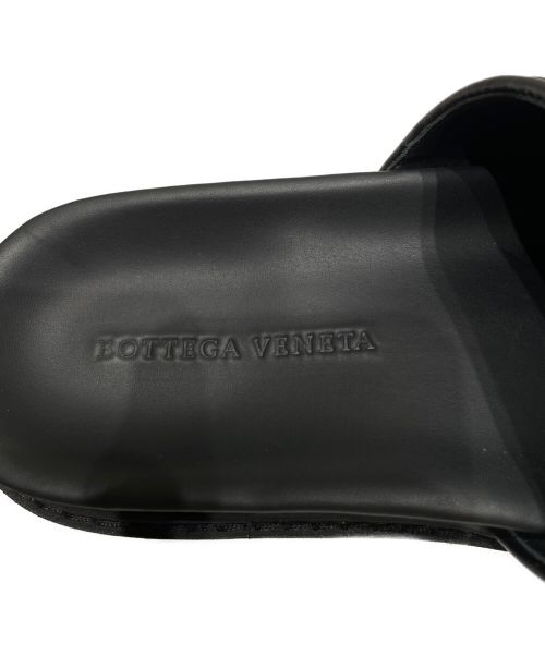 BOTTEGA VENETA（ボッテガベネタ）BOTTEGA VENETA (ボッテガベネタ) イントレチャートスライドレザーサンダル ブラック サイズ:43の古着・服飾アイテム