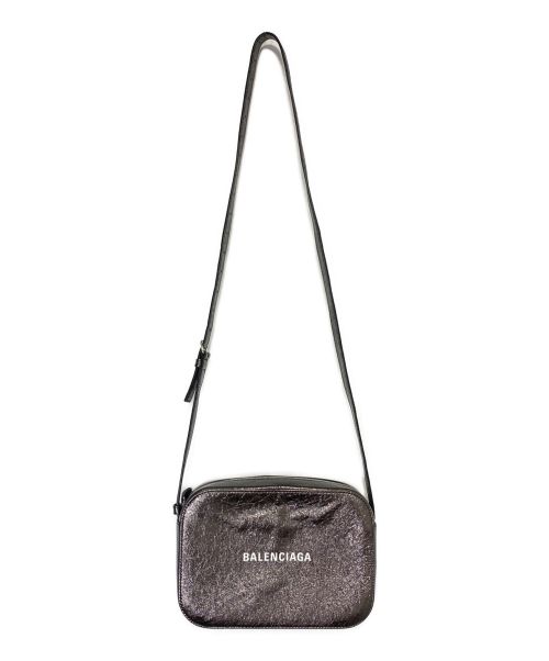 BALENCIAGA（バレンシアガ）BALENCIAGA (バレンシアガ) ロゴショルダーバッグ シルバー サイズ:-の古着・服飾アイテム