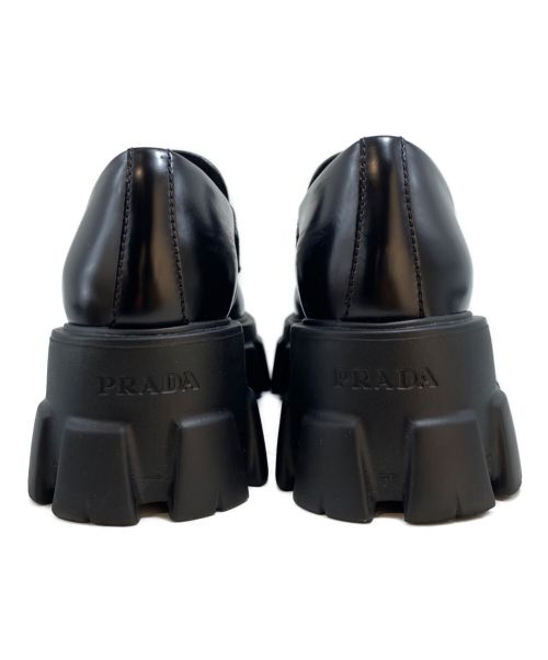 PRADA（プラダ）PRADA (プラダ) モノリス ブラッシュドレザー ポインテッドトゥ ローファー ブラック サイズ:34 1/2の古着・服飾アイテム