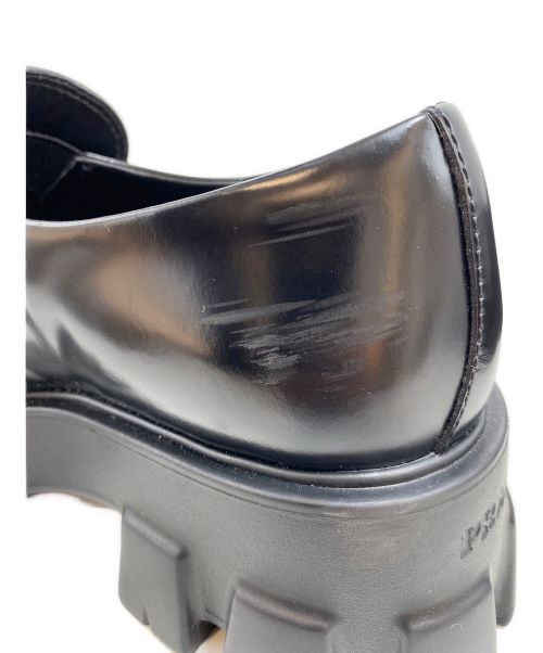 PRADA（プラダ）PRADA (プラダ) モノリス ブラッシュドレザー ポインテッドトゥ ローファー ブラック サイズ:34 1/2の古着・服飾アイテム