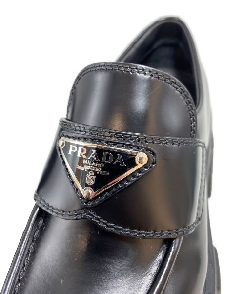 PRADA（プラダ）PRADA (プラダ) モノリス ブラッシュドレザー ポインテッドトゥ ローファー ブラック サイズ:34 1/2の古着・服飾アイテム