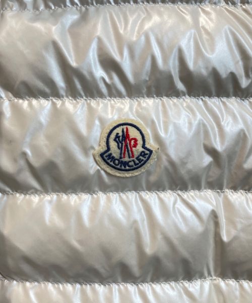 MONCLER（モンクレール）MONCLER (モンクレール) Cardamine ベスト ホワイト サイズ:2の古着・服飾アイテム