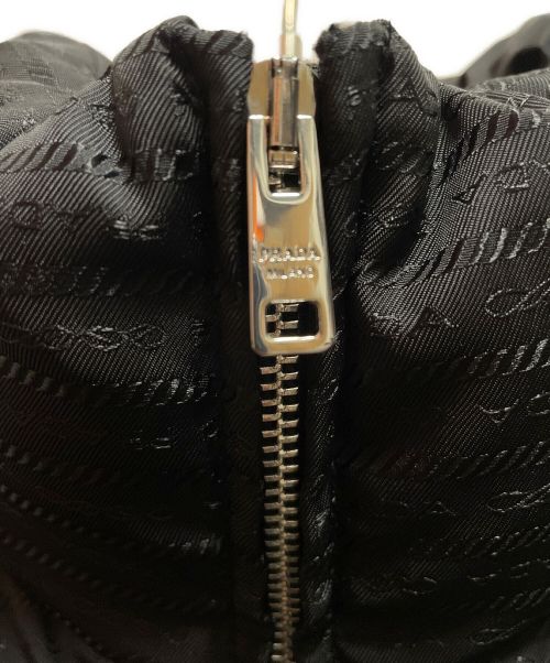 PRADA（プラダ）PRADA (プラダ) Re-Nylon クロップド ダウンジャケット ブラック サイズ:36の古着・服飾アイテム