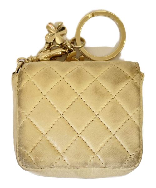 CHANEL（シャネル）CHANEL (シャネル) ミニマトラッセキーホルダー ココクローバーモチーフ ベージュ サイズ:-の古着・服飾アイテム
