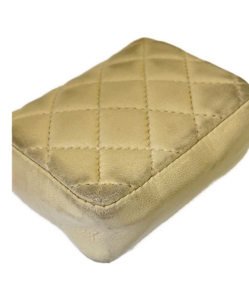 CHANEL（シャネル）CHANEL (シャネル) ミニマトラッセキーホルダー ココクローバーモチーフ ベージュ サイズ:-の古着・服飾アイテム