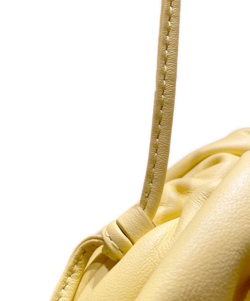 BOTTEGA VENETA（ボッテガベネタ）BOTTEGA VENETA (ボッテガベネタ) ミニ ザ・ポーチ クラッチ ショルダー バッグ イエロー サイズ:ミニの古着・服飾アイテム
