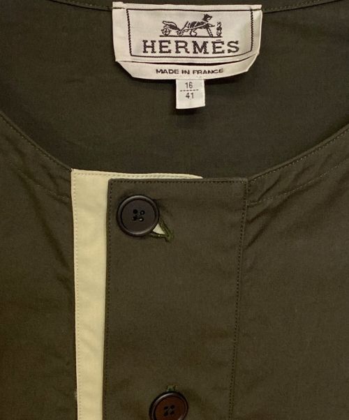 HERMES（エルメス）HERMES (エルメス) ハーフボタンプルオーバーシャツ オリーブ サイズ:16/41の古着・服飾アイテム