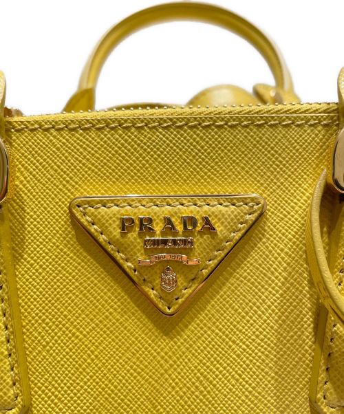 PRADA（プラダ）PRADA (プラダ) ガレリアハンドバッグ マイクロ イエロー サイズ:マイクロ 未使用品の古着・服飾アイテム
