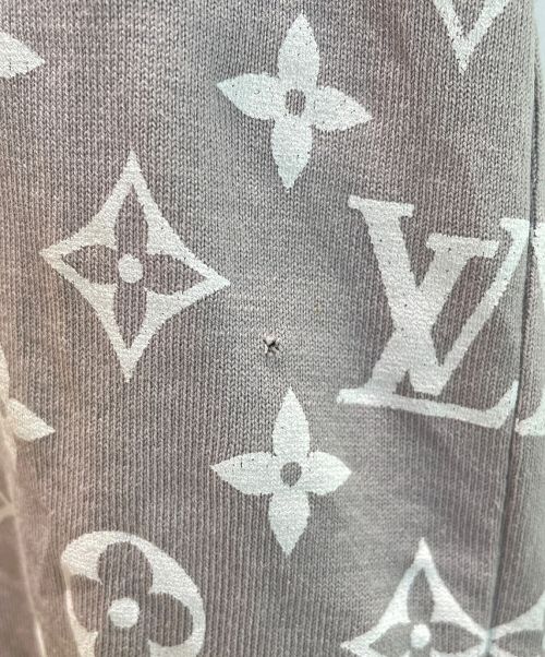 LOUIS VUITTON（ルイ ヴィトン）LOUIS VUITTON (ルイ ヴィトン) グラディエントTシャツ グレー サイズ:XSの古着・服飾アイテム