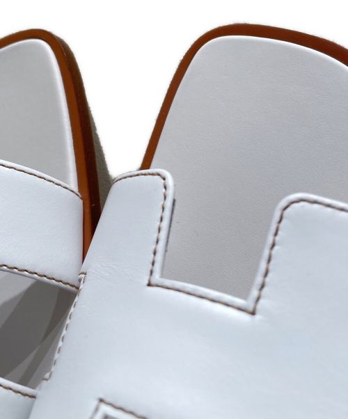 HERMES（エルメス）HERMES (エルメス) オランサンダル ホワイト サイズ:37 1/2 未使用品の古着・服飾アイテム