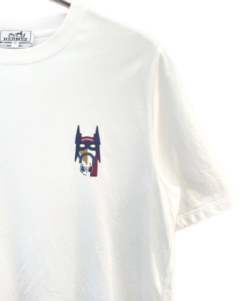 HERMES（エルメス）HERMES (エルメス) Cheval Masque レザーパッチ Tシャツ ホワイト サイズ:Mの古着・服飾アイテム