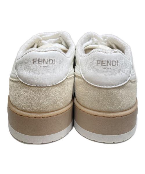 FENDI（フェンディ）FENDI (フェンディ) マッチスエードスニーカー アイボリー サイズ:8の古着・服飾アイテム